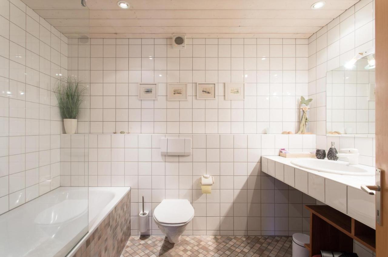 Aparthaus Am Walde & Appartement Sonnenseite Bartholomäberg エクステリア 写真