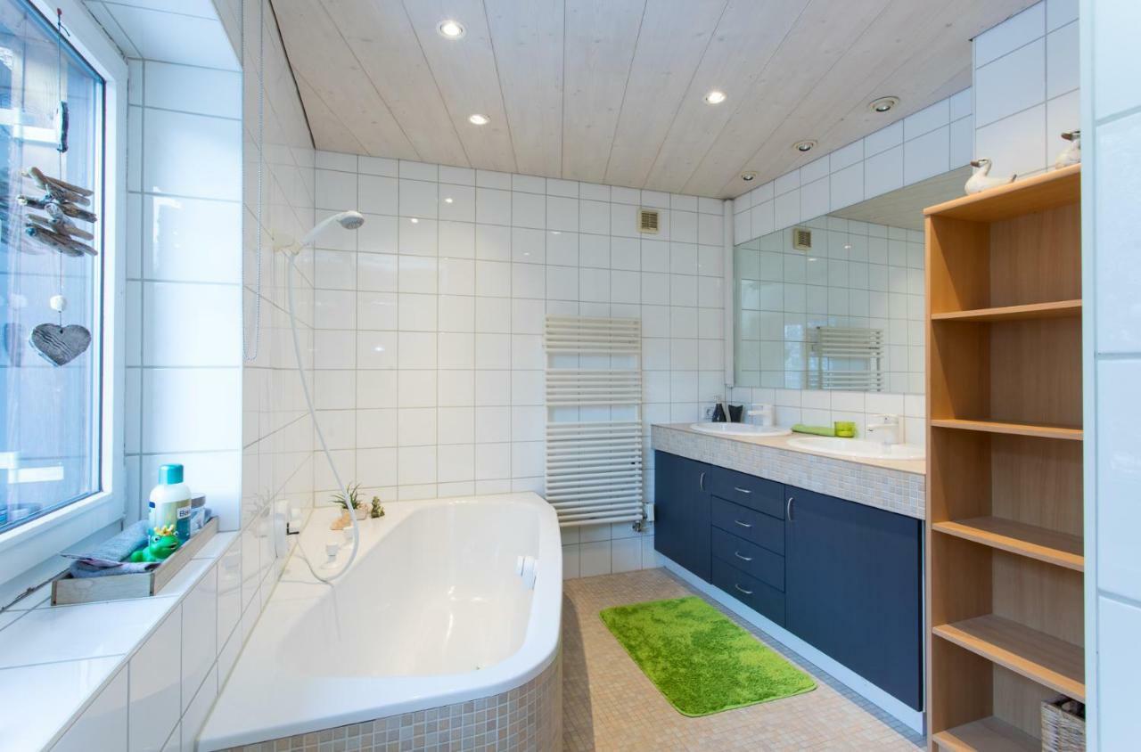 Aparthaus Am Walde & Appartement Sonnenseite Bartholomäberg エクステリア 写真